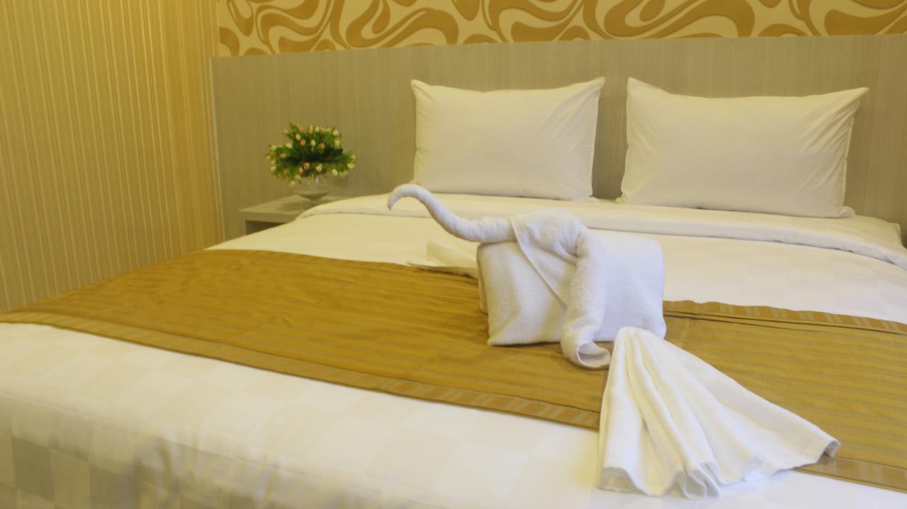 Lj Hotel Medan Zewnętrze zdjęcie