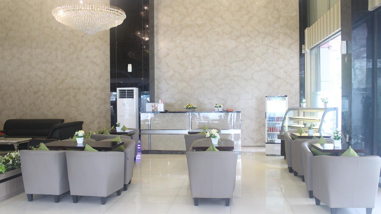 Lj Hotel Medan Zewnętrze zdjęcie